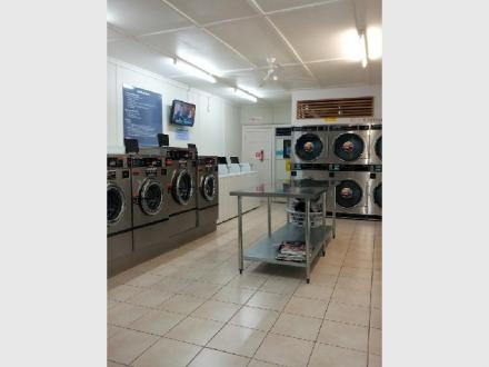 Indooroopilly Laundromat