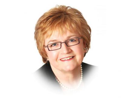 Jennifer Cram - Brisbane Marriage Celebrant Jennifer Cram - Brisbane Marriage Celebrant