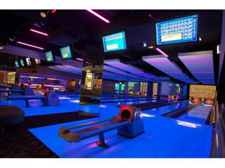 Strike Bowling Bar
